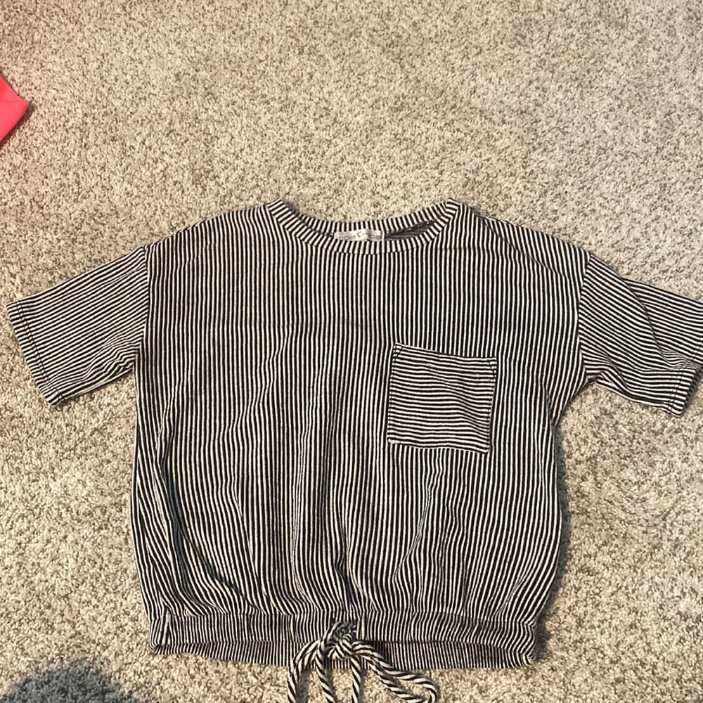 Moa Moa: Black and White striped top